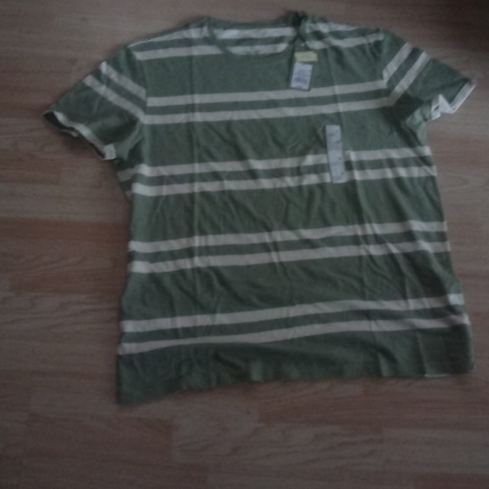 Shirts..   1 sm.  1 xl.    1 xxl